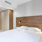 Krawiecka By Comfort Apartmán *