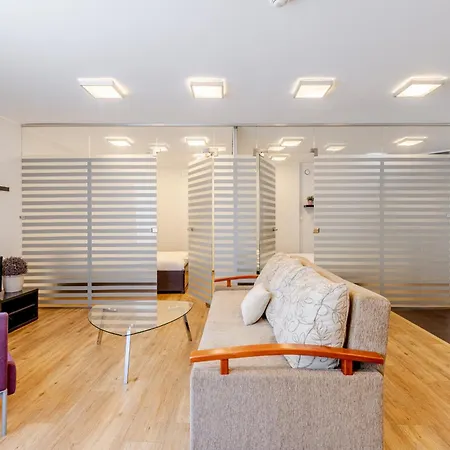 Apartment Krawiecka By Comfort *